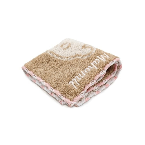 Close-up of Petit Towel Mahomil Poke Piece, vibrant details, made in Japan