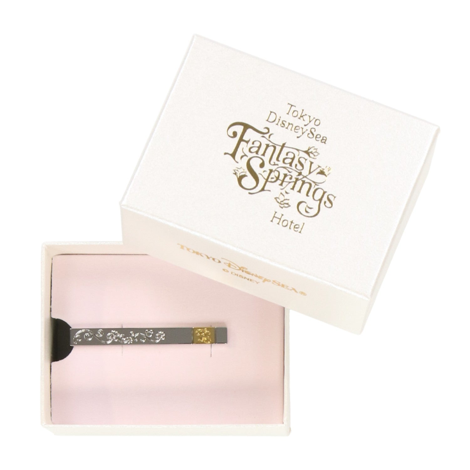 Tie pin Tokyo DisneySea Fantasy Springs Hotel