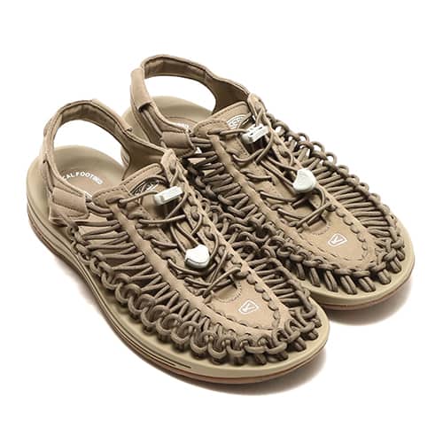 KEEN UNEEK Sneakers with unique design from Japan