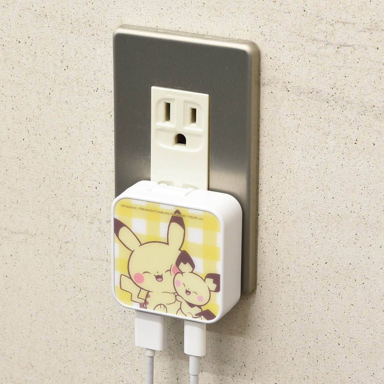 Pokepiece USB/USB Type-C AC adapter Pikachu & Pichu