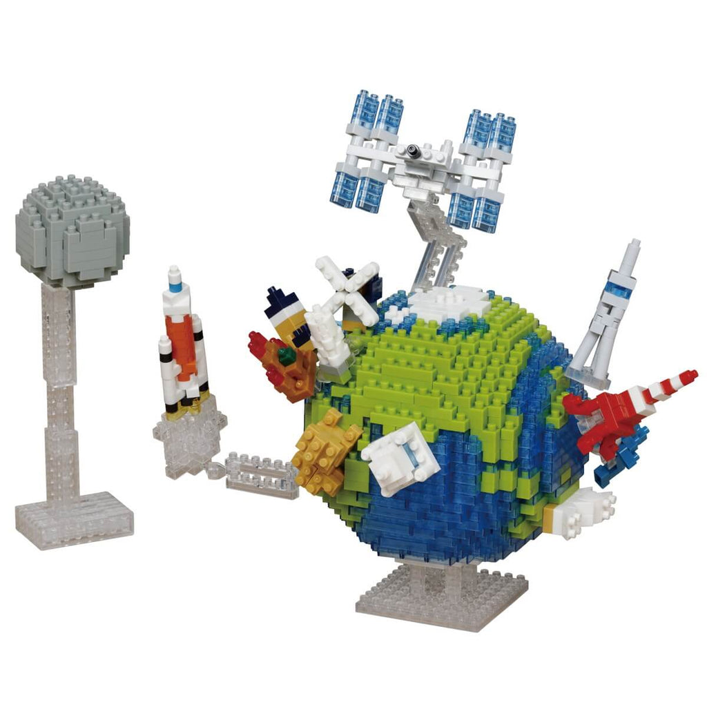 Nanoblock Earth and Moon