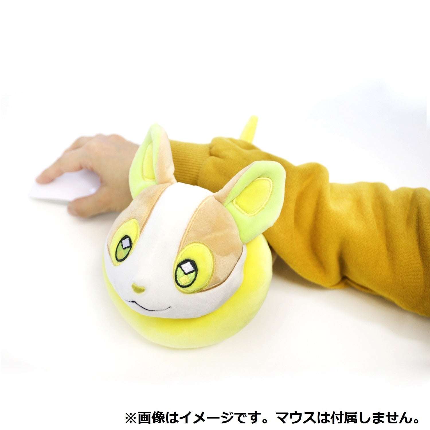 Fluffy arm pillow one pachi
