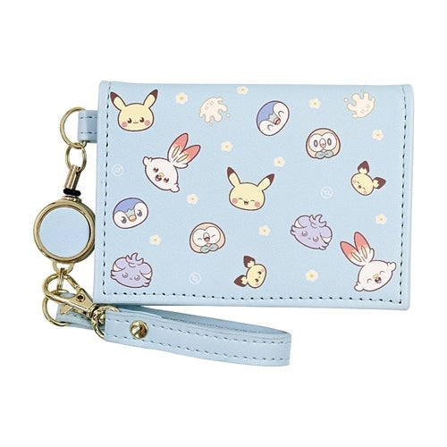 Bi-fold pass case flyer pocket piece