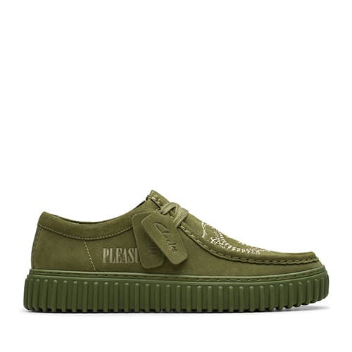 Clarks x PLEASURES TORHILL DRGN LO Sneakers with dragon logo from Japan