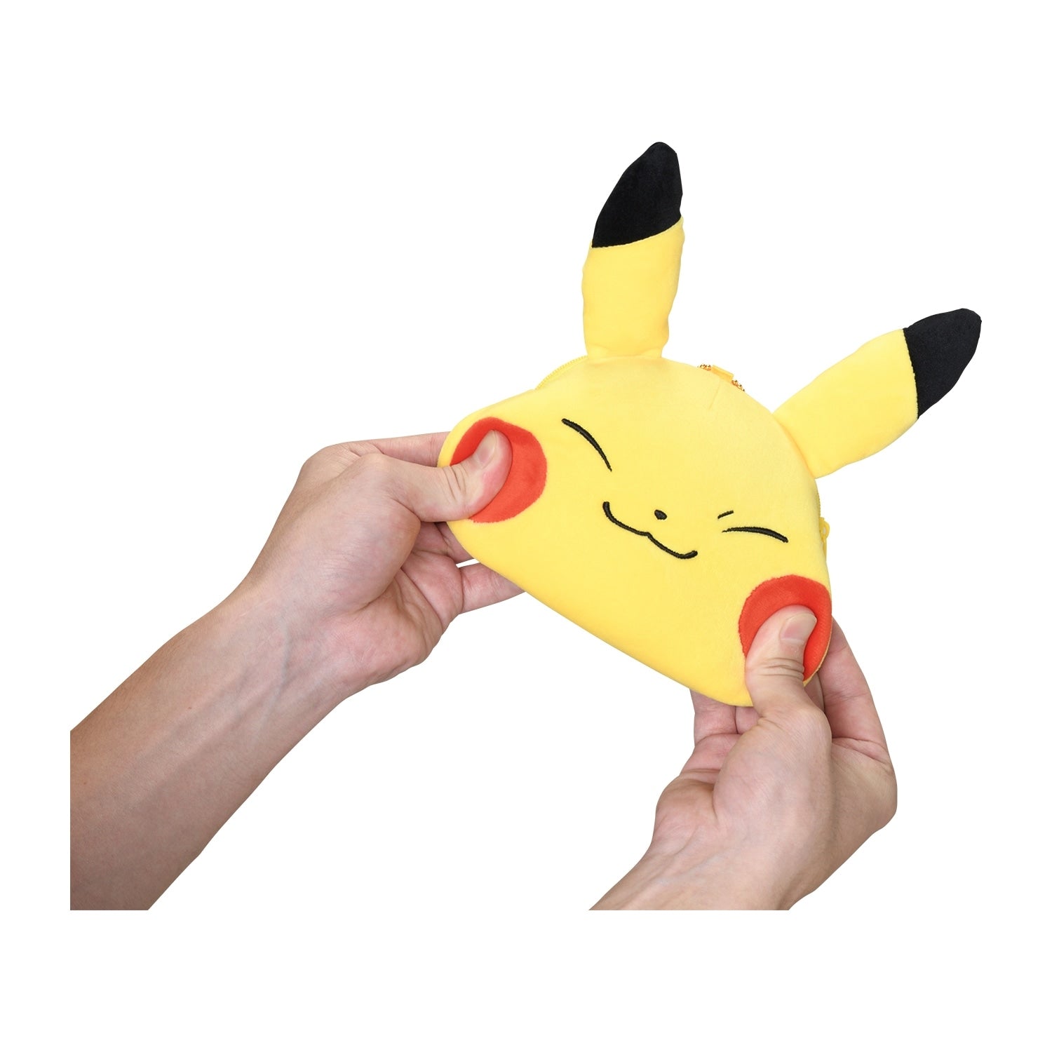 Cheek Muni Muni Pouch What’s your charm point? Pikachu