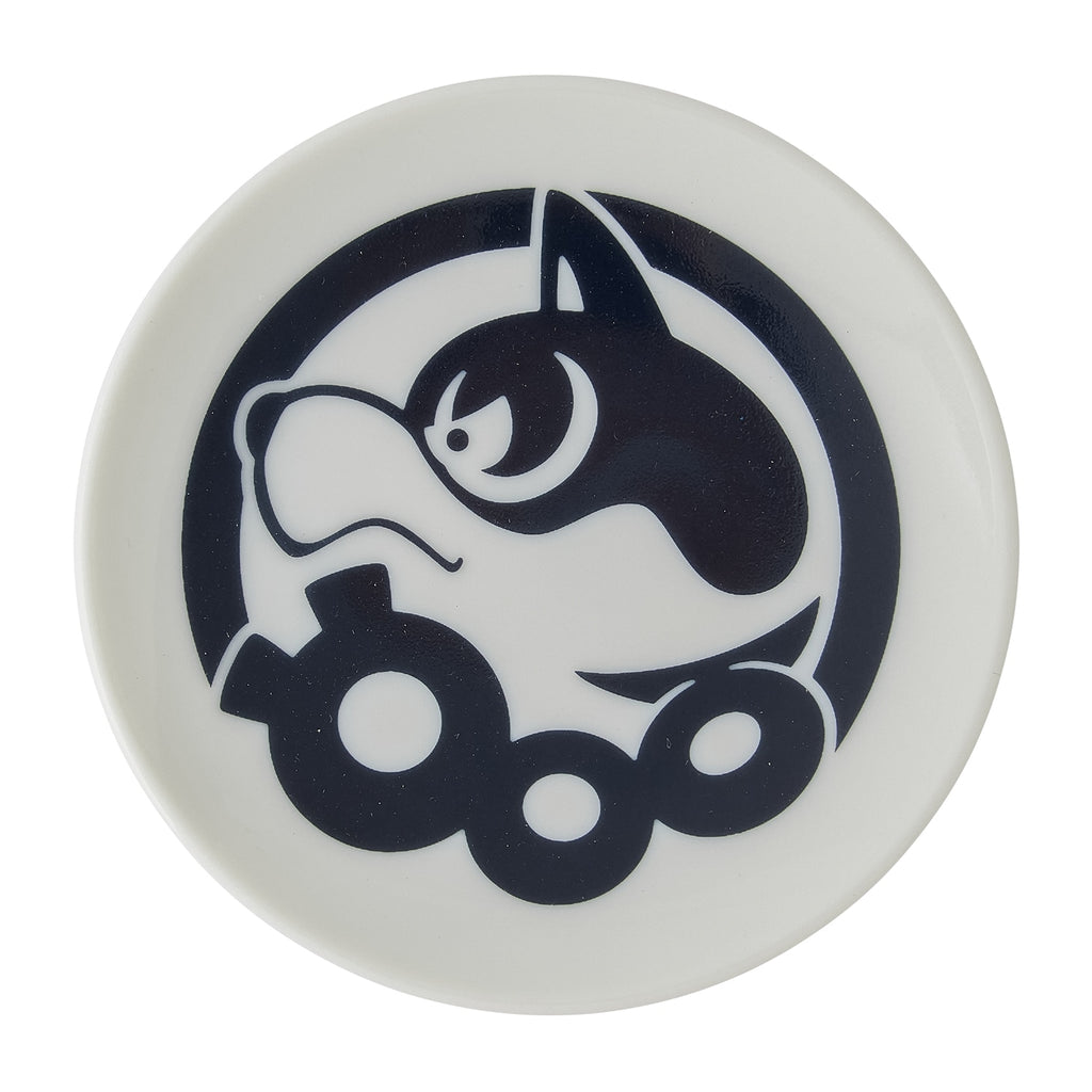 Set of 4 small plates from Japan, showcasing Pokémon design and authenticity