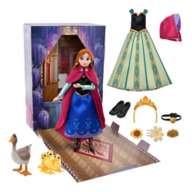 Anna Doll Figure Set Activity & Stage Box Disney Story Doll