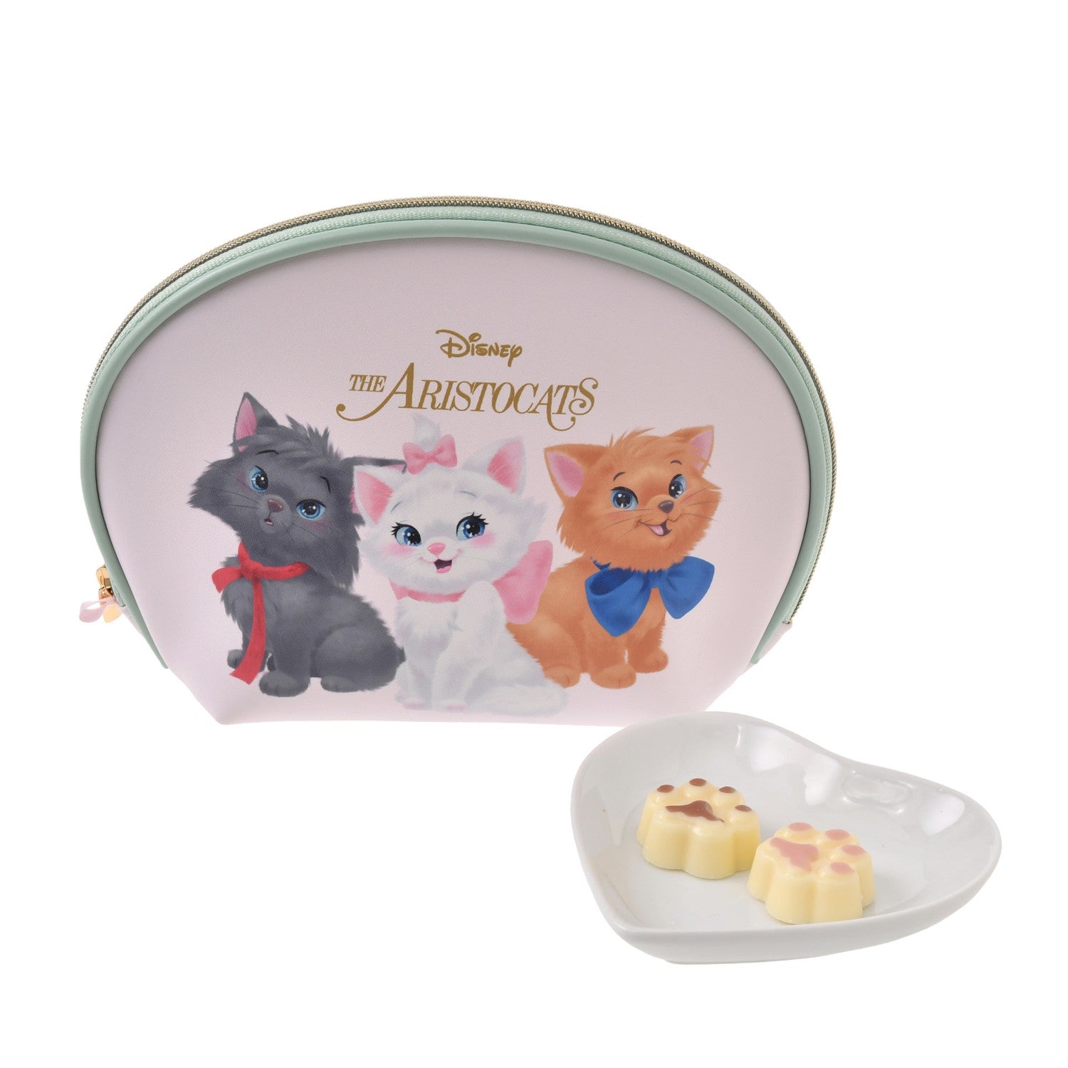 Marie, Berlioz, Toulouse Fashionable Cat Chocolate Pouch DISNEY ARISTOCATS VALENTINE