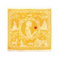 snow white hand towel