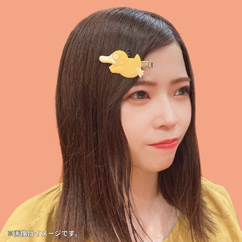 Psyduck hair clip packaging with Japanese text and official Pokemon logo