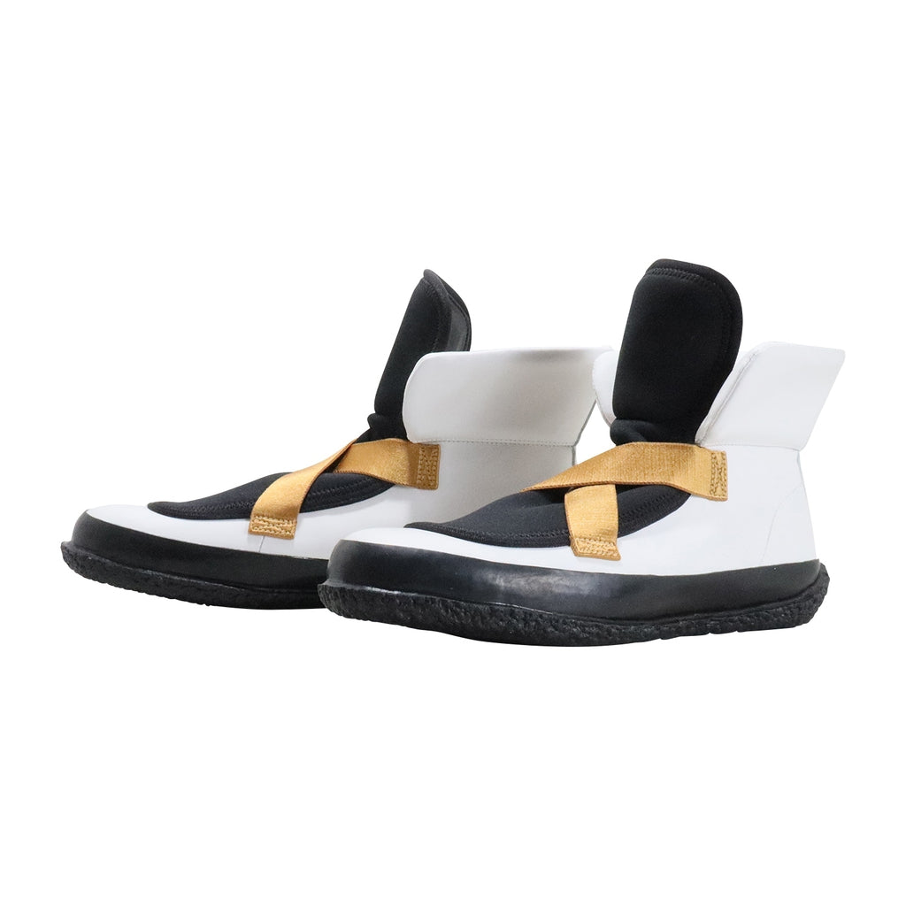 Authentic Japanese SPINGLE MOVE Sneakers, Pokemon Trainer Dande, side view