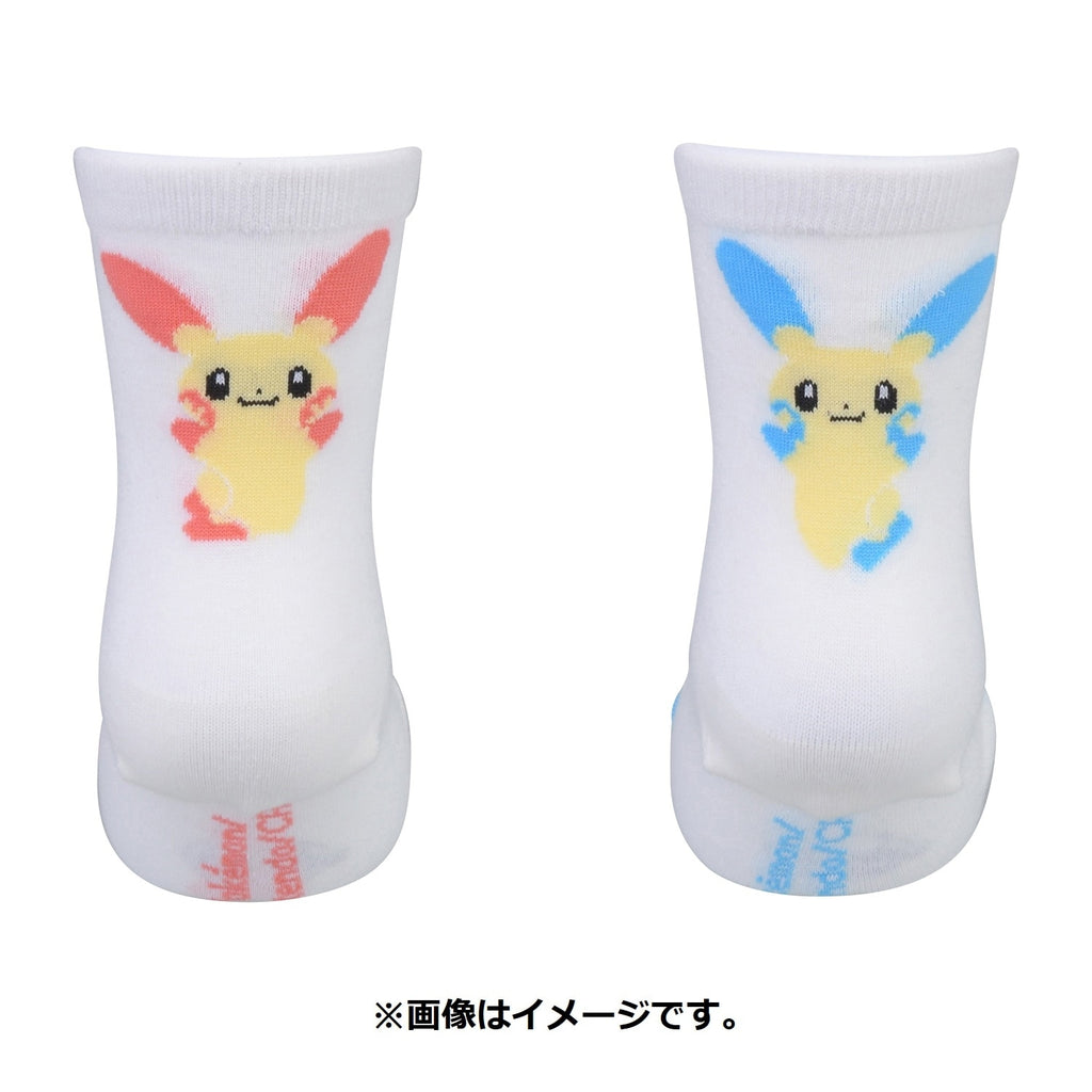 [Choose] Middle socks Plusle Minan (19-21cm)/(23-25cm)
