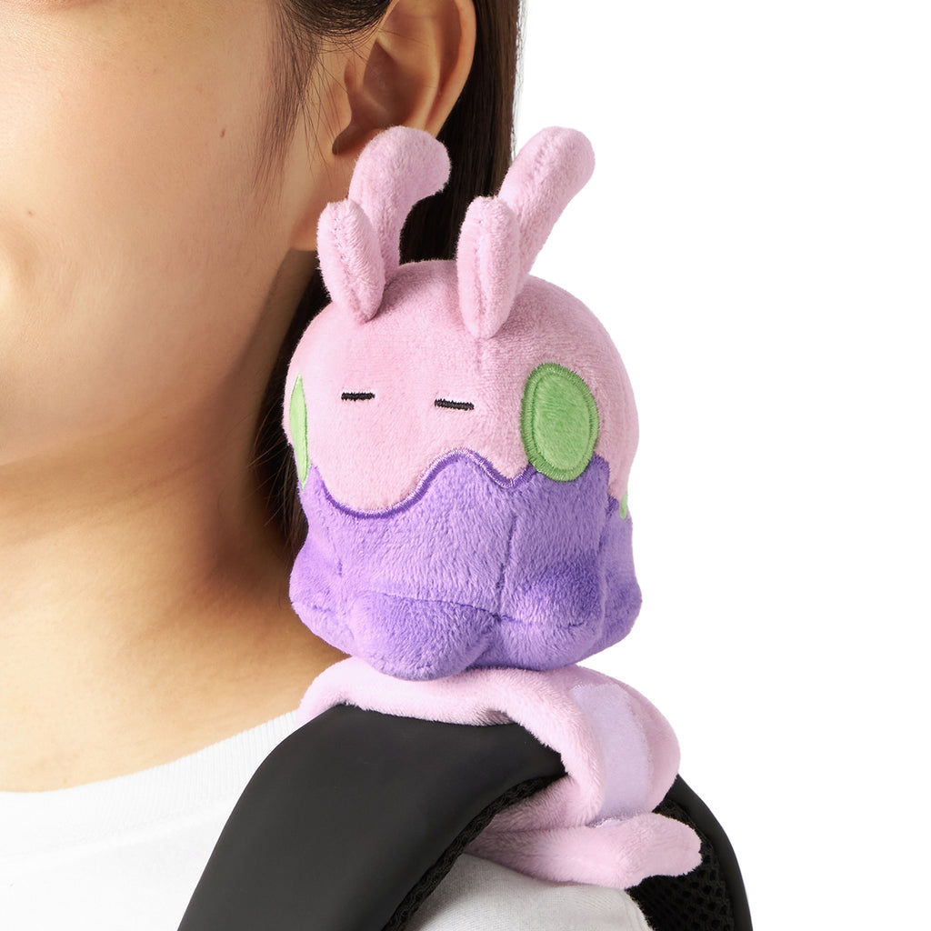 Japanese exclusive Numera shoulder stuffed animal with tag from Japan