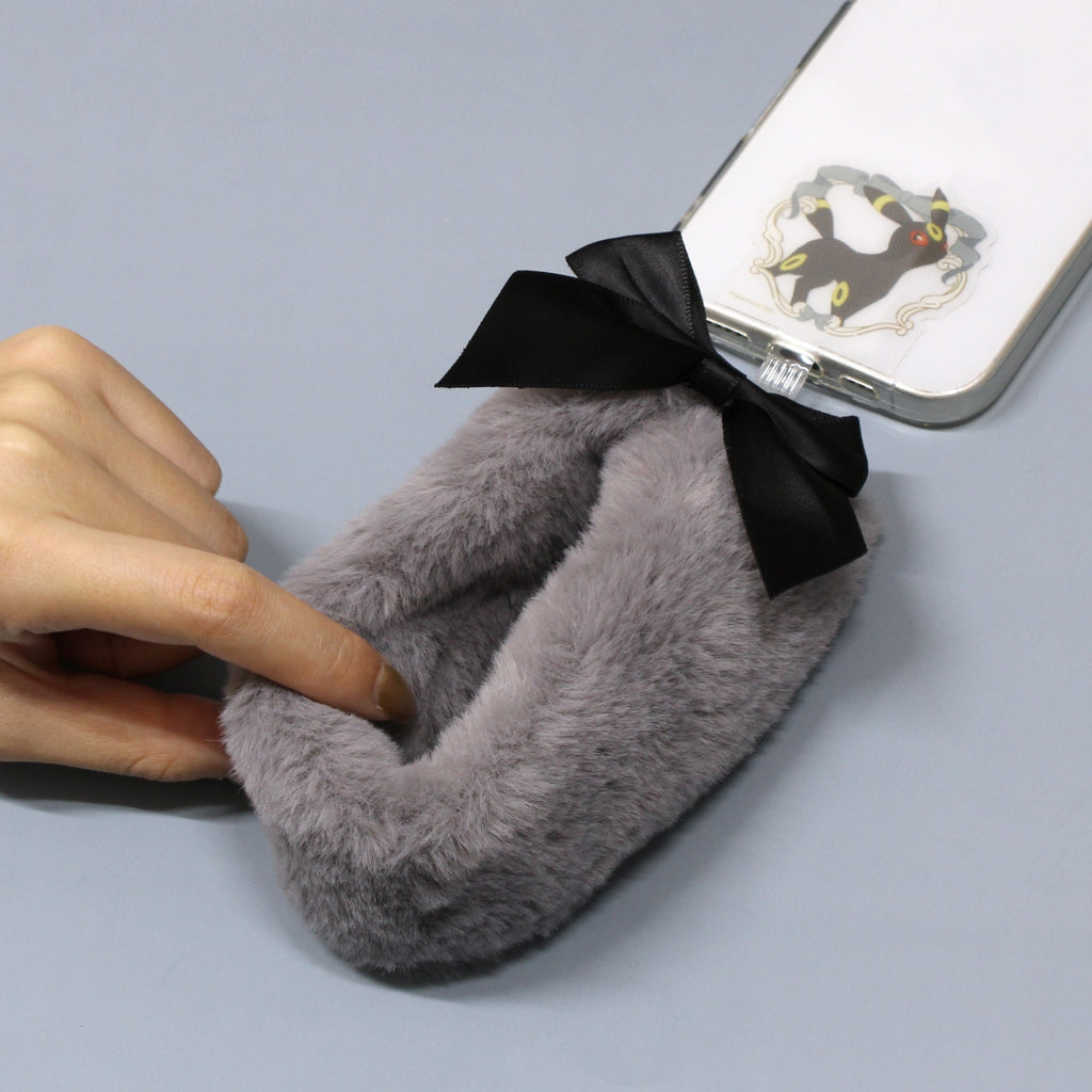 Multi Ring Plus Fur Hand Strap Blackie