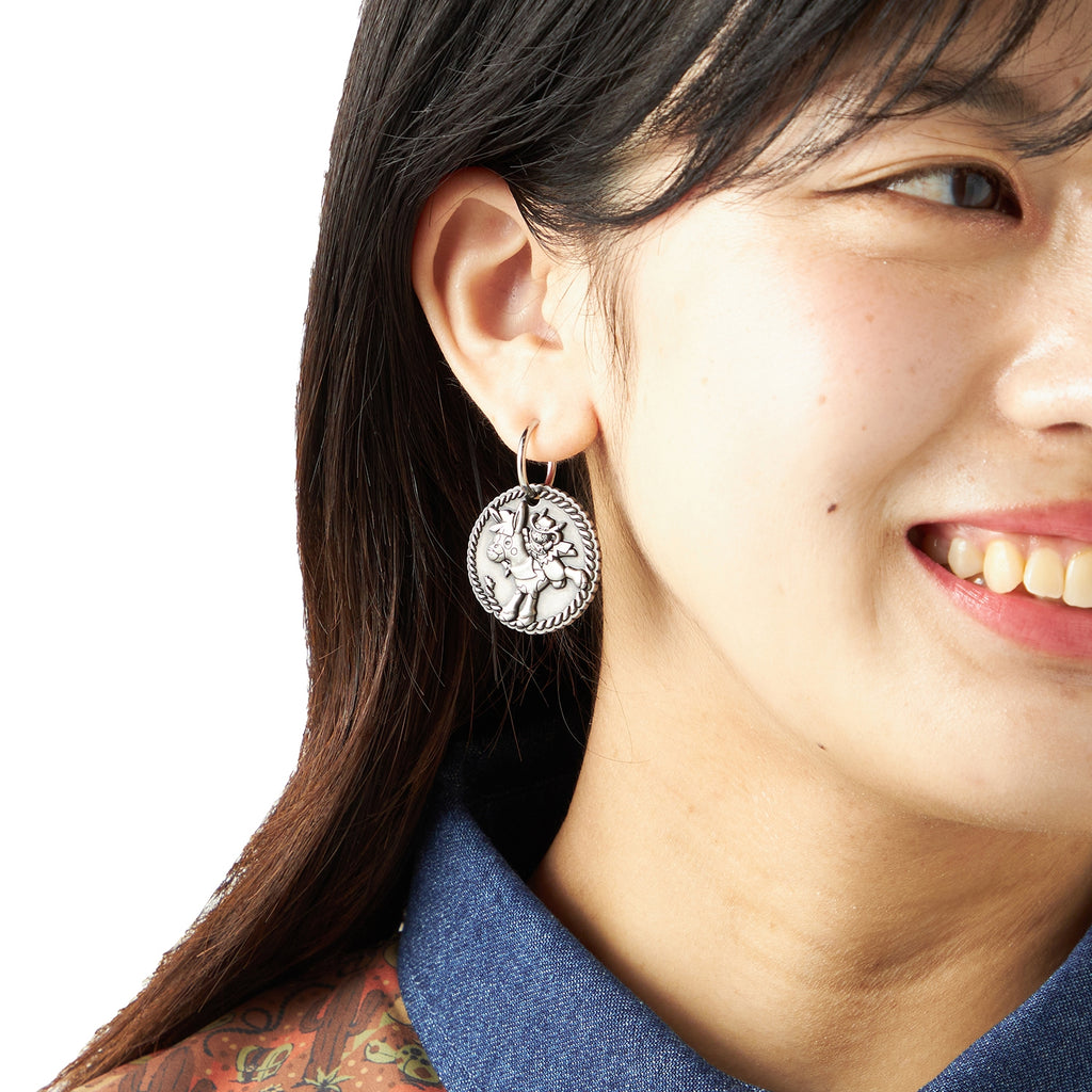 Pokemon Run Run! Desert earrings with packaging from Japan, authentic collector item