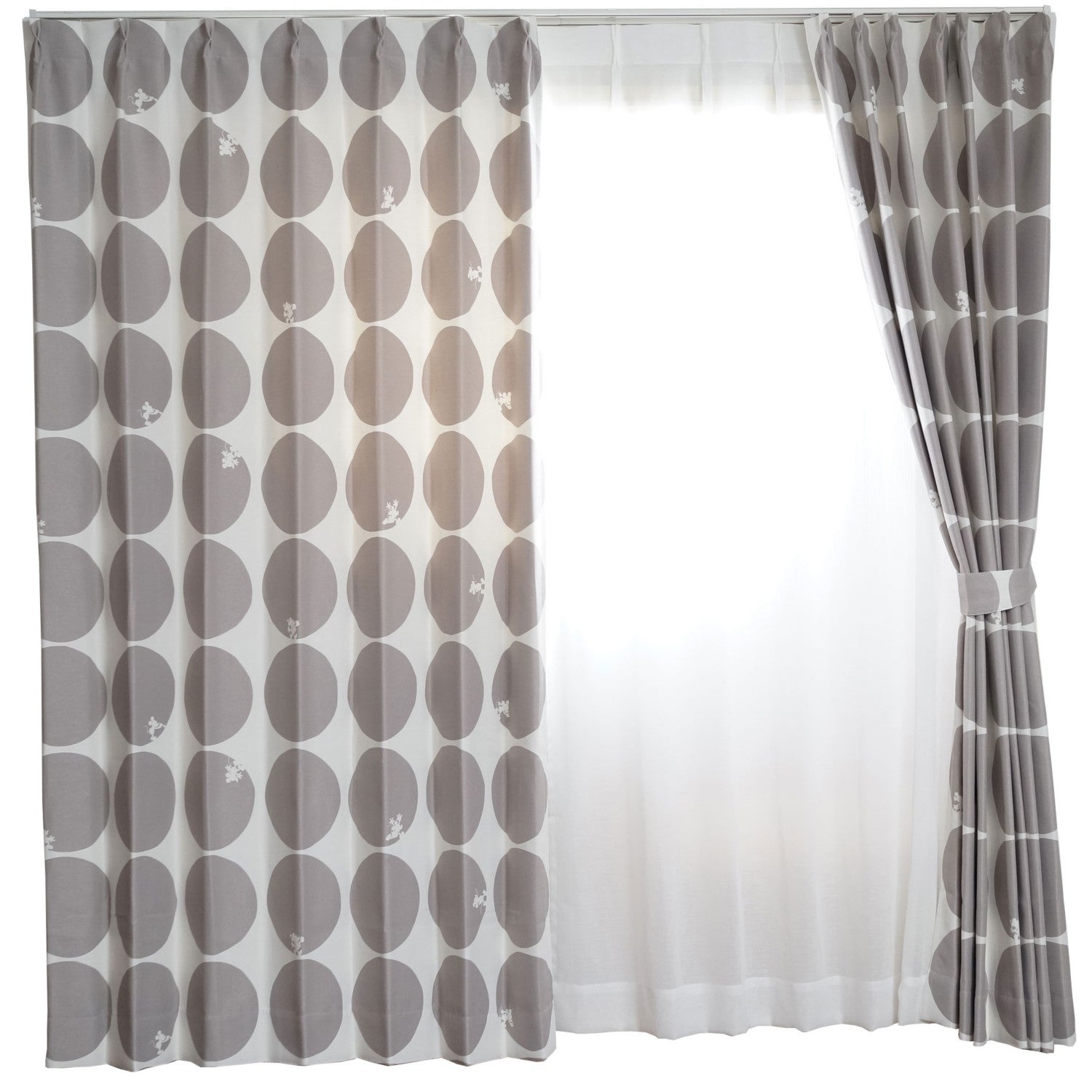 Mickey blackout curtain scope