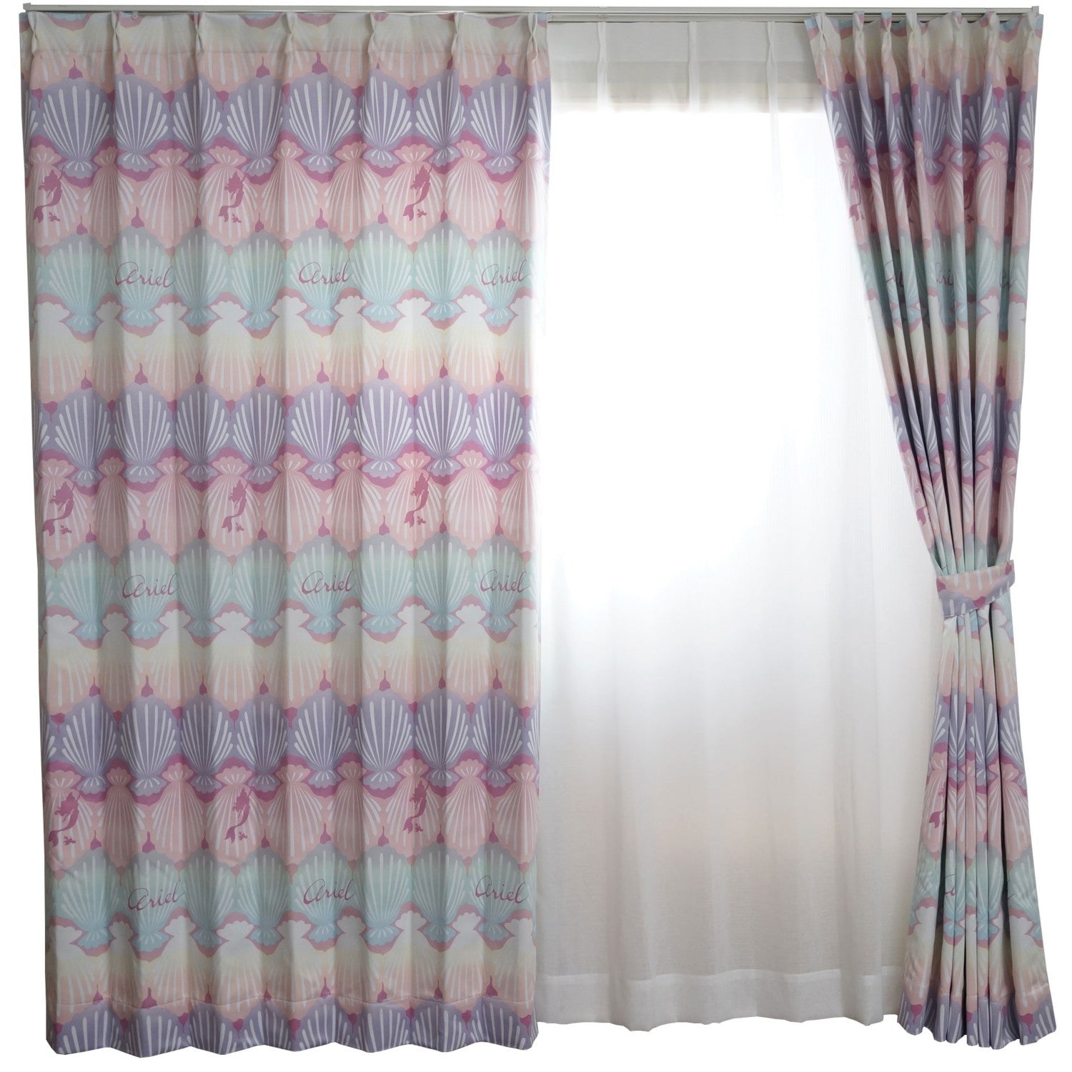 Princess blackout curtain shell
