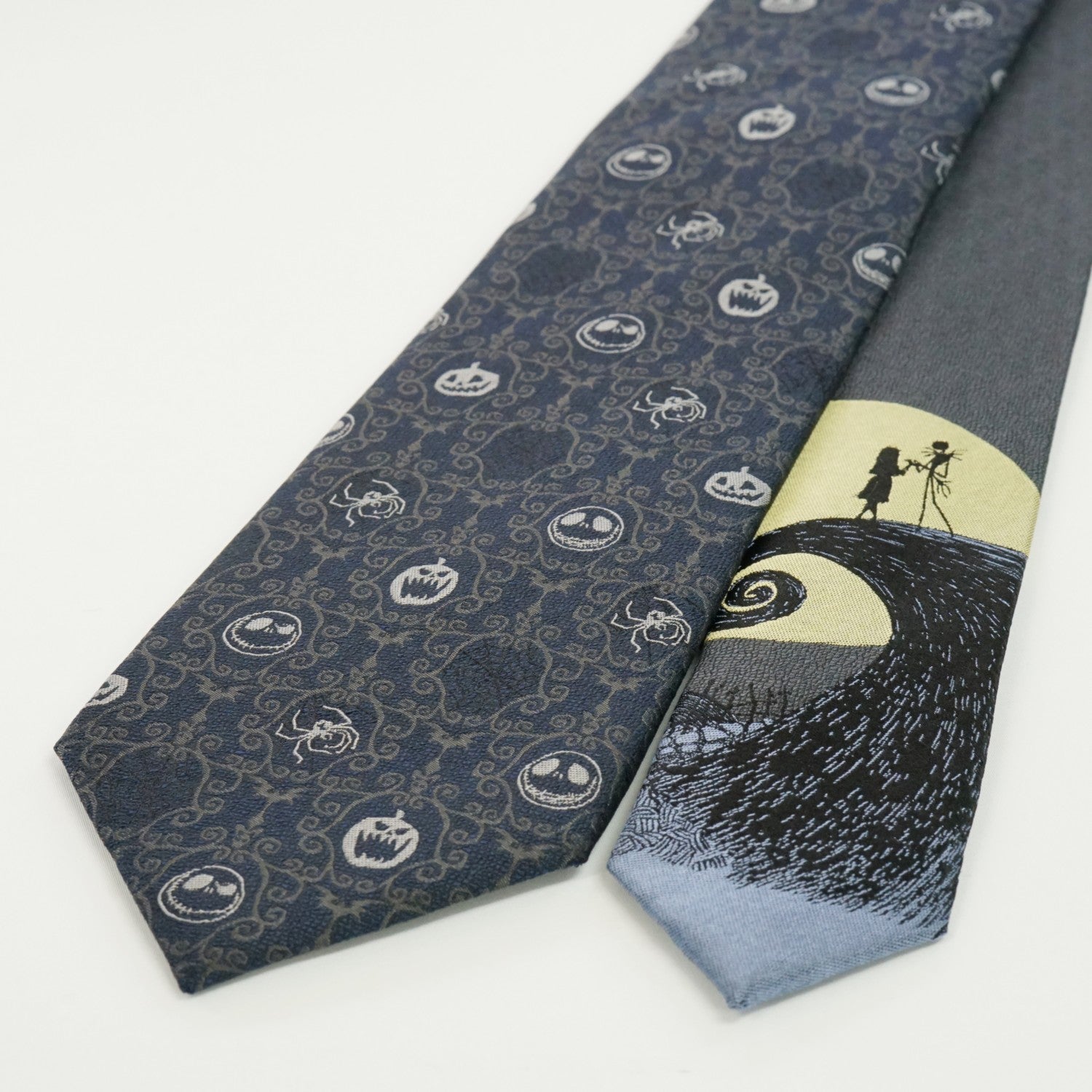 Disney/Necktie (Nightmare Before Christmas Jack pattern)