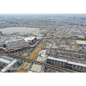 Jigsaw Puzzle Series - Japanese Cities 45 Koshigaya City, Saitama Prefecture "Koshigaya Lake Town Aerial View" 300 pieces (300-401)