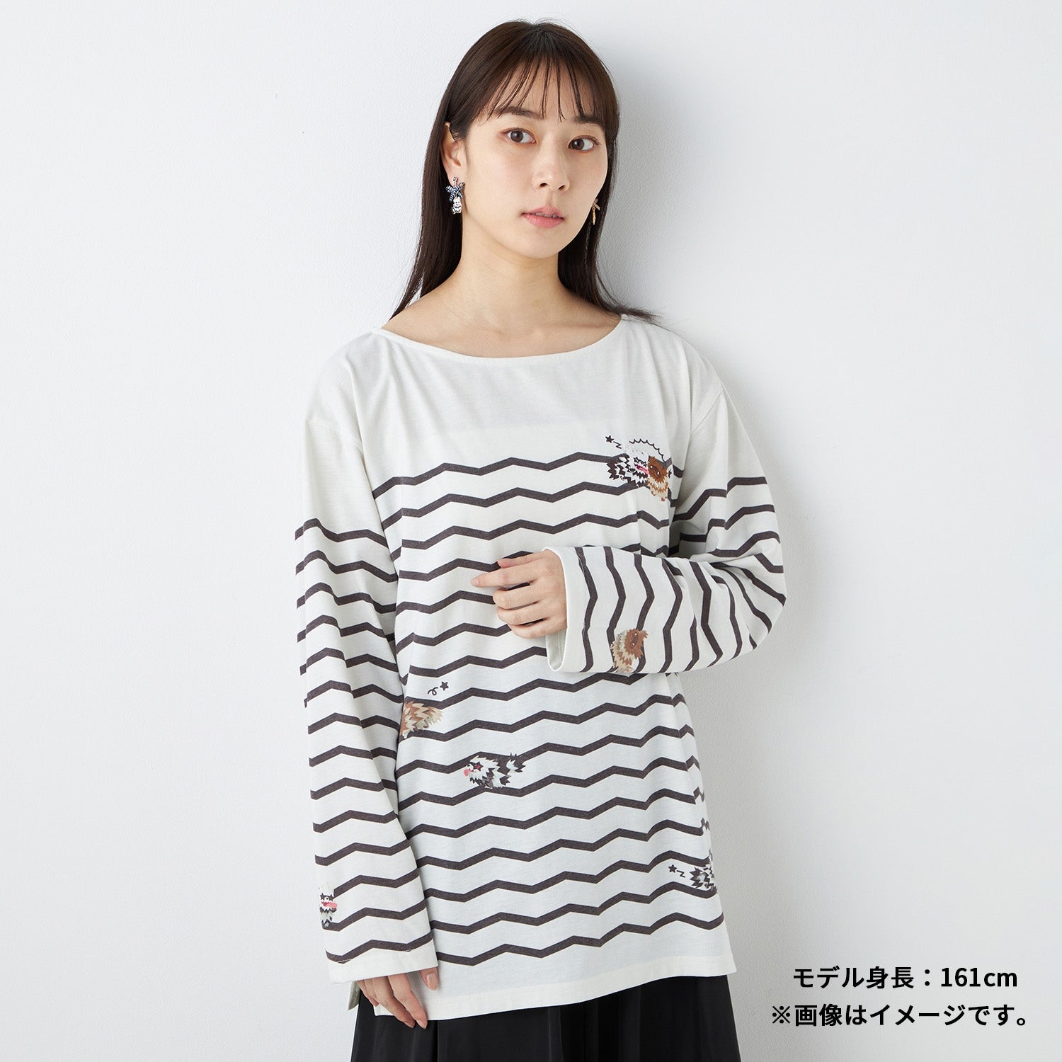 One-point embroidery long T-shirt Nitamono Zigzaguma & Galar Zigzaguma