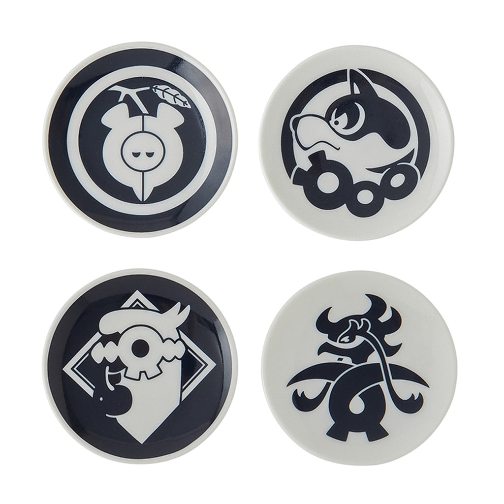 Poke Crest Kitakami no Sato Momowaro Set small plate from Japan, featuring Pecharunt