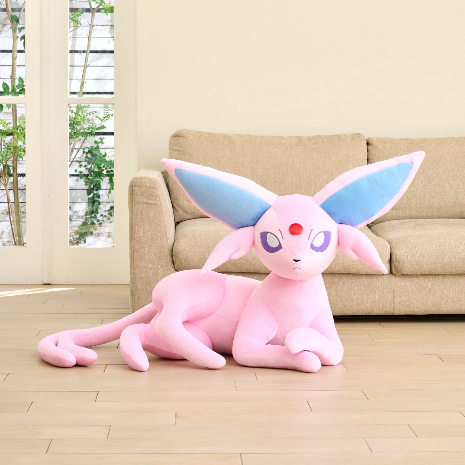 Life-size Effie plushie lying down from Japan
