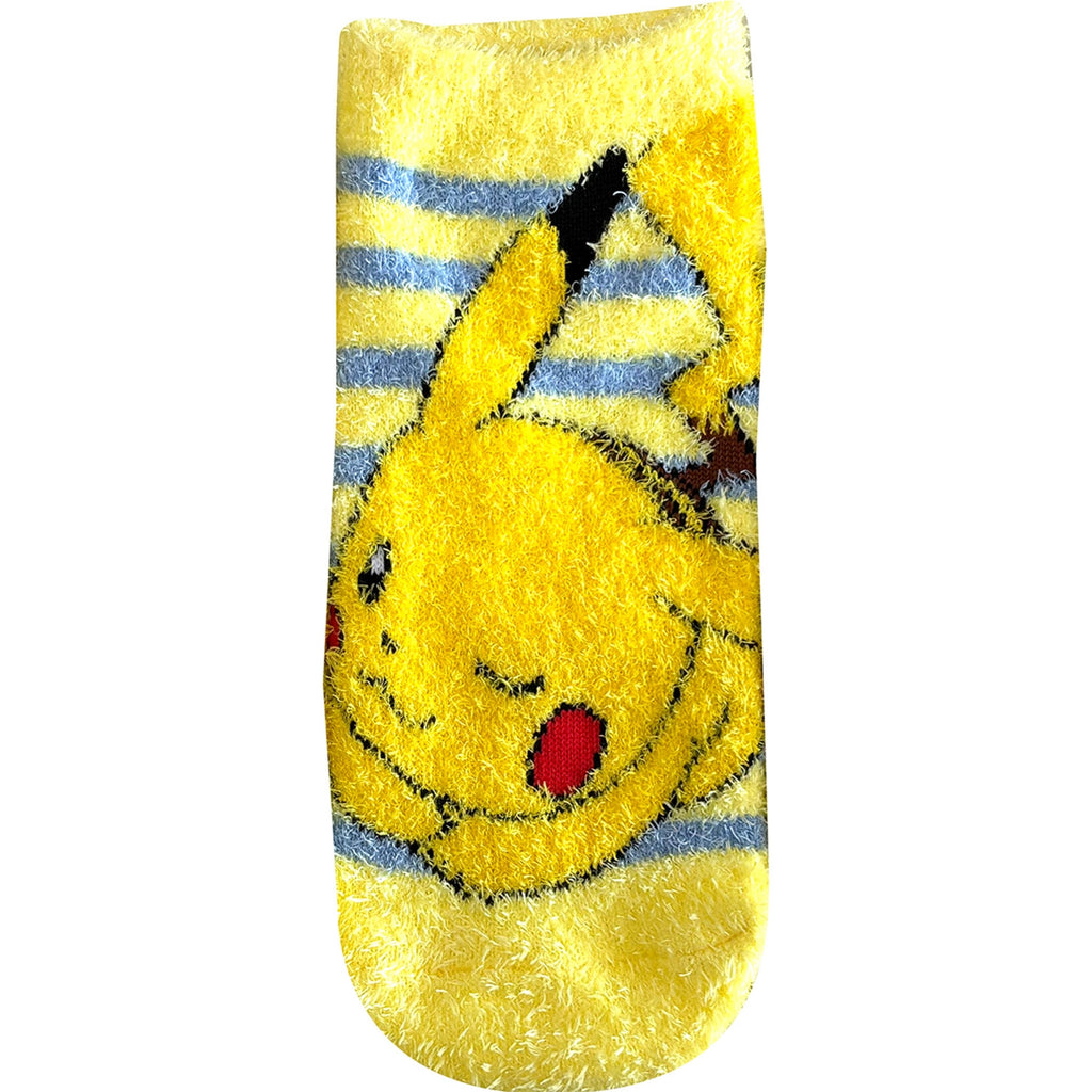 Fluffy socks Pikachu border women's (23-25cm)