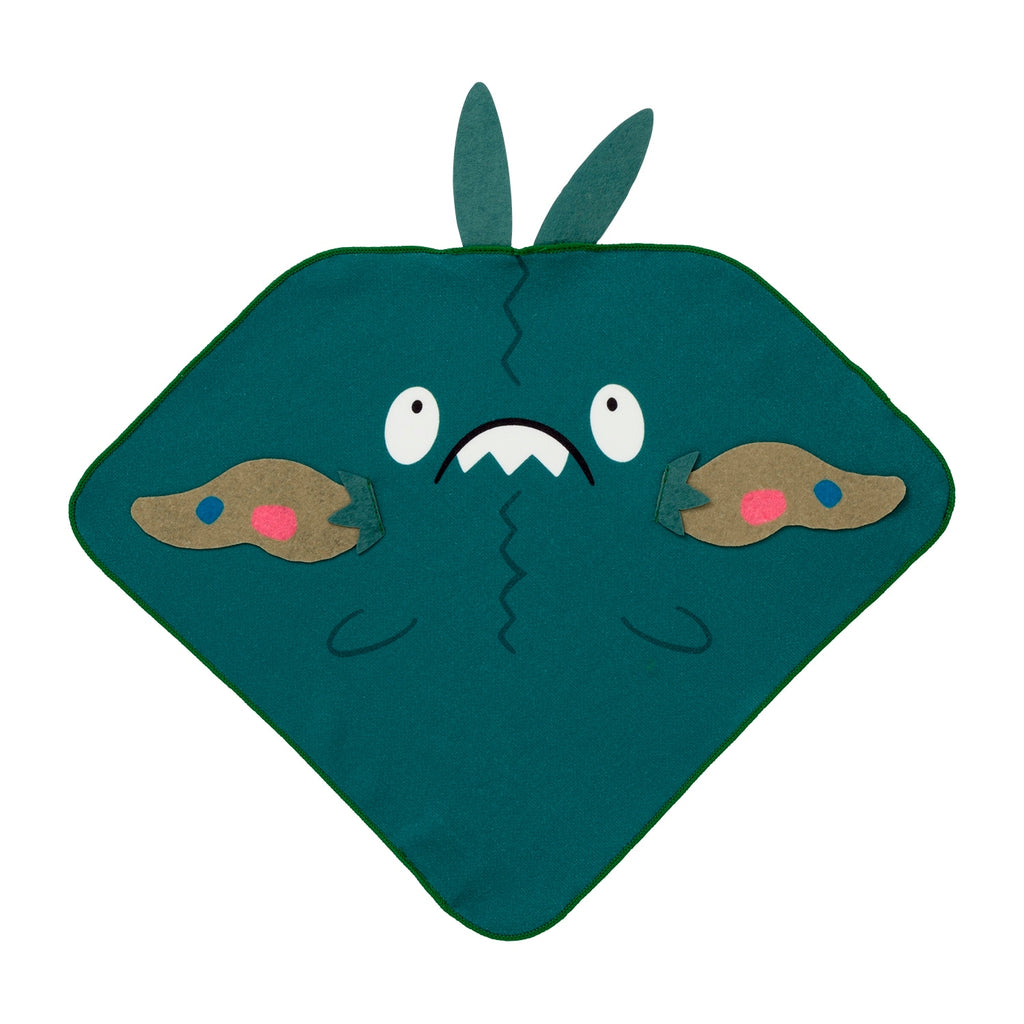 Towel that sticks tightly Yabukuron