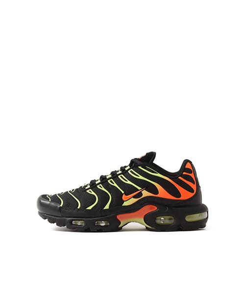 NIKE AIR MAX PLUS Sneakers with unique design details from Japan