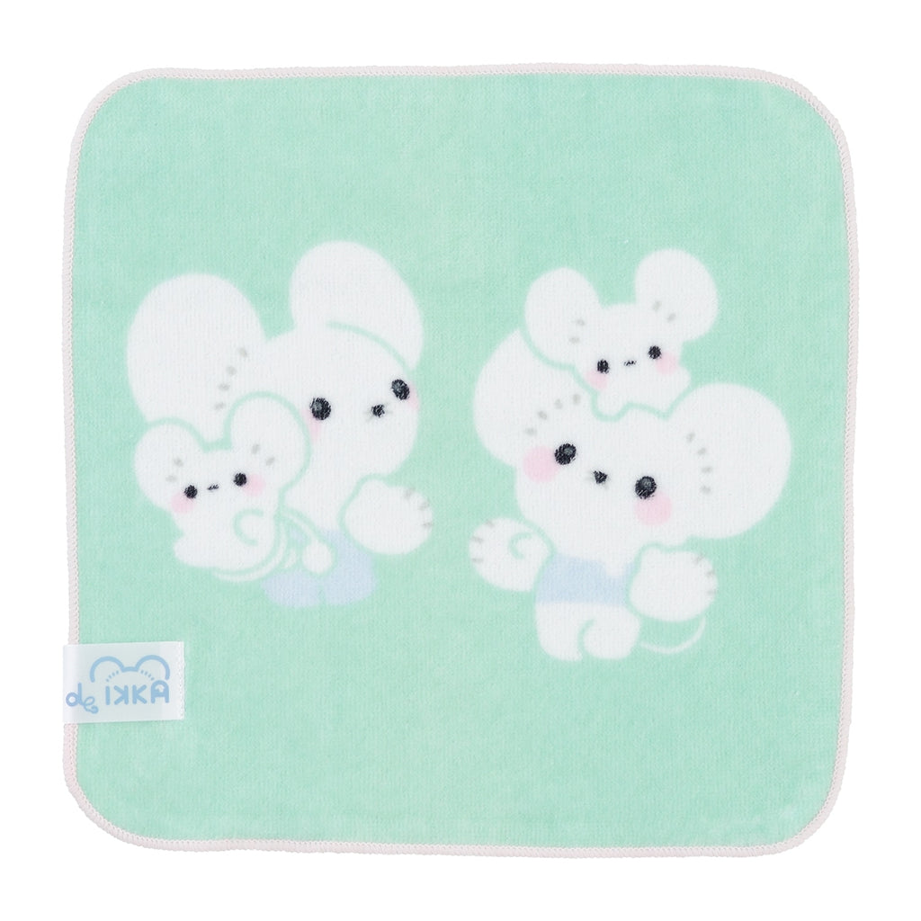 WAKKA de IKKA Narwhal hand towel with colorful design from Japan