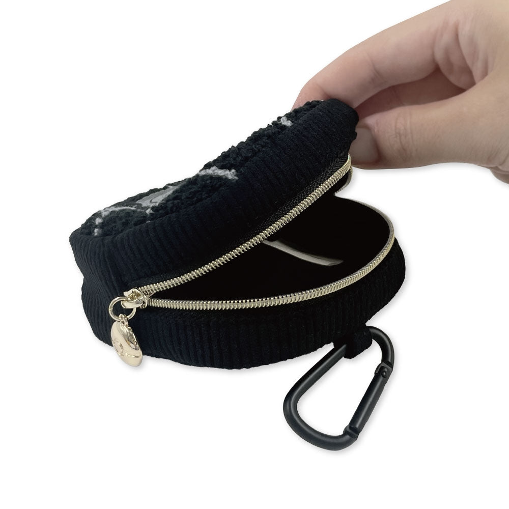 Mini pouch with carabiner fluffy Sagara Blacky