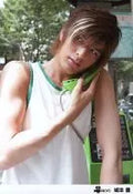 D-BOYS / Yu Joden / upper body / public phone / official Official photo