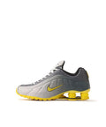 NIKE SHOX R4 SE sneakers with unique design details from Japan