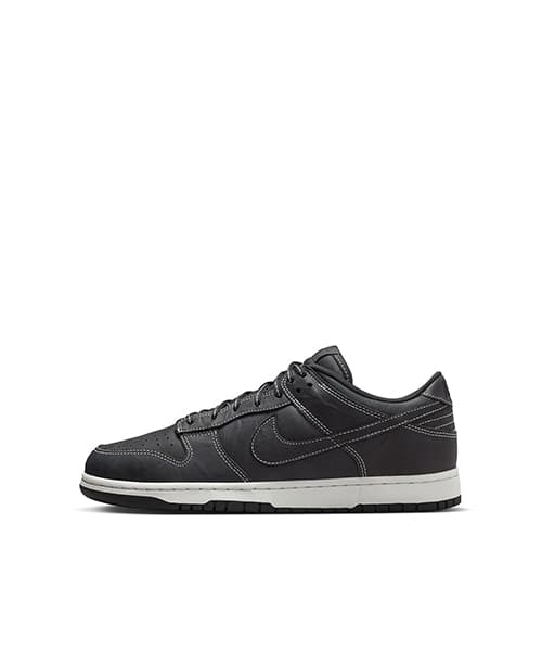 NIKE DUNK LOW QS