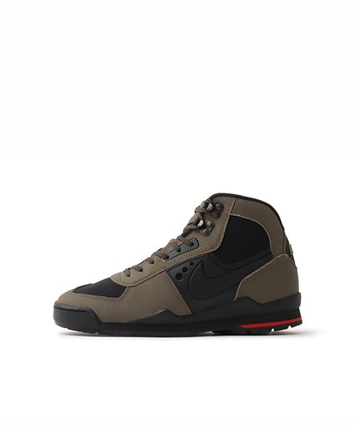 NIKE BLTRO QS