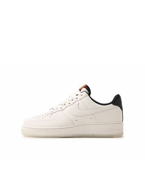 NIKE AIR FORCE 1 '07