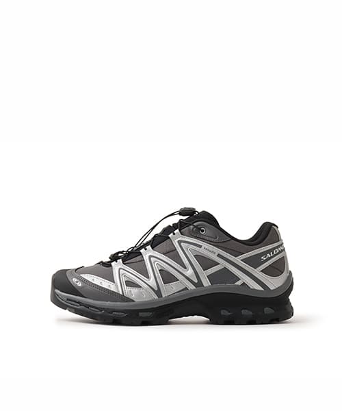 SALOMON XT-QUEST Sneakers with unique design details from Japan