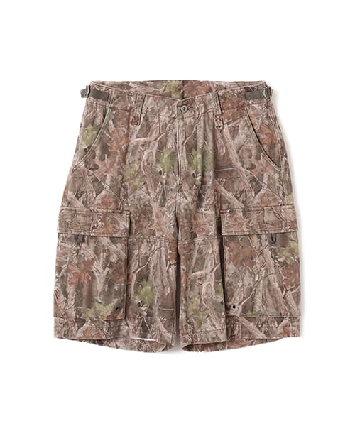 atmos Baggy Cargo Shorts with bold graphics from Japan