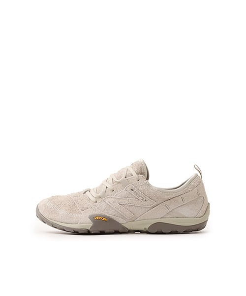 New Balance MT10OPS sneakers with unique design from Japan
