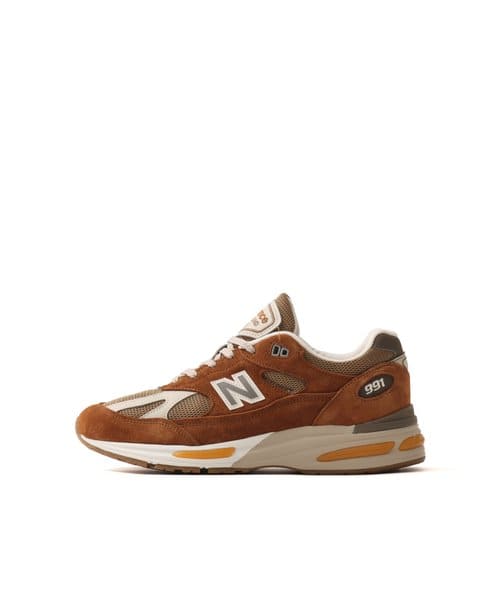New Balance U991GB2 Sneakers with unique design details from Japan